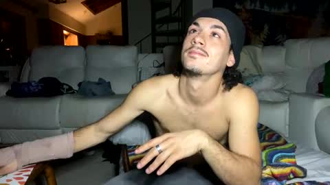 Snapshot of vinsmoke_sanji2020 chatting on March 5, 3:29 am Sanji online show from March 5, 3:29 am