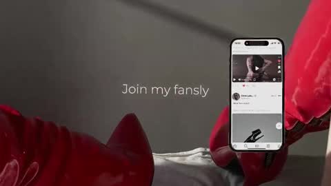 Diva Silvia online show from November 12, 4:18 pm