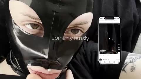 Diva Silvia online show from December 22, 6:49 pm