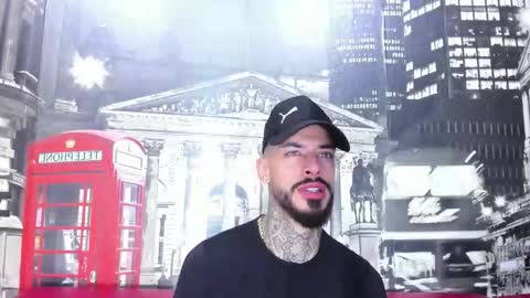 Snapshot of vinzenzrizzo chatting on September 29, 3:50 pm ---Vinzen--- online show from September 29, 3:50 pm