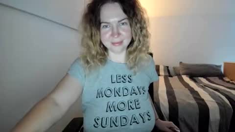 viodetta online show from March 22, 5:05 pm