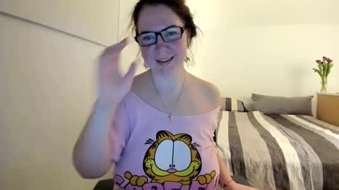 viodetta online show from March 28, 7:35 pm