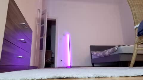 Snapshot of violahoney chatting on December 1, 8:09 pm Viola online show from December 1, 8:09 pm