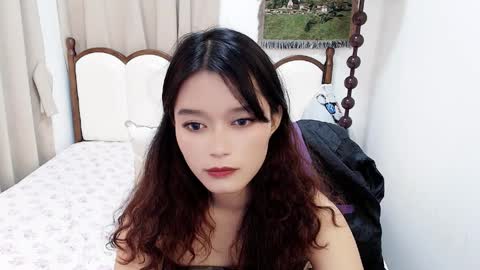 Snapshot of violazona chatting on April 3, 1:42 pm Zona online show from April 3, 1:42 pm