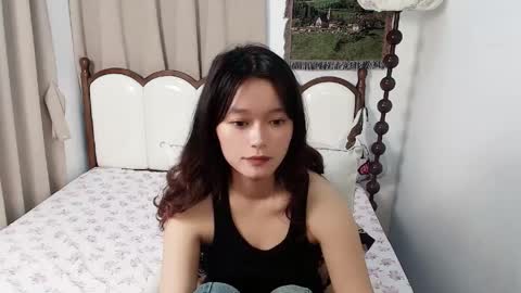 Snapshot of violazona chatting on April 14, 1:17 pm Zona online show from April 14, 1:17 pm