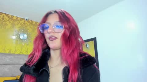 violeethh__ online show from March 4, 12:33 pm