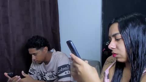 Violet and Myers online show from December 17, 2:23 pm