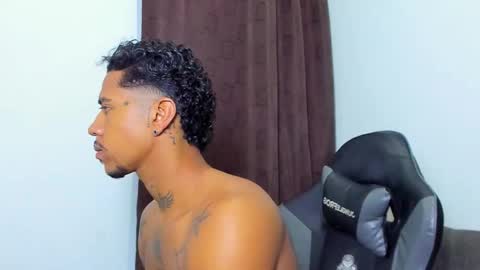 Violet and Myers online show from March 2, 12:45 pm