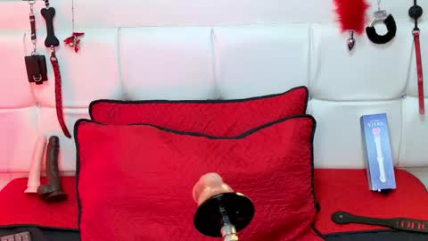 Violet online show from February 2, 12:37 pm