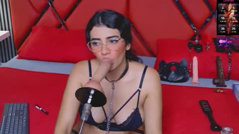 Snapshot of violet_bdsm chatting on March 12, 2:34 pm Violet online show from March 12, 2:34 pm