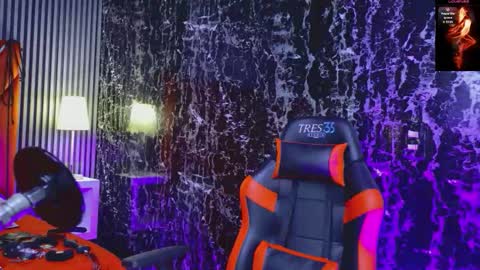 Snapshot of violet_bdsm chatting on March 17, 2:53 pm Violet online show from March 17, 2:53 pm