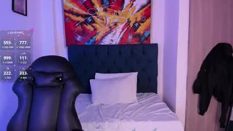           online show from December 23, 11:08 am