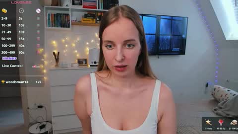 Violet online show from March 10, 1:05 pm