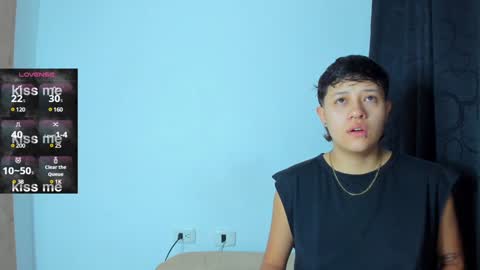 Violet and Casper online show from December 10, 9:23 am