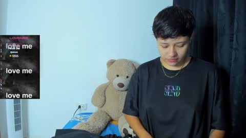 Violet and Casper online show from December 21, 10:28 am