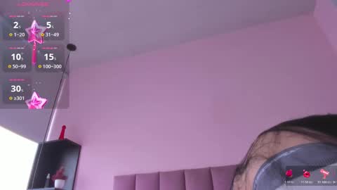 violet online show from October 20, 1:22 pm