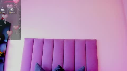 violet online show from April 7, 12:38 pm