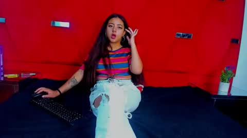 violet_nebula online show from September 20, 3:02 pm