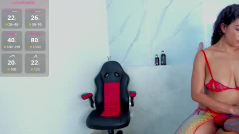 violet_roux online show from October 9, 8:07 pm