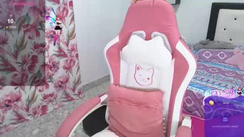 Violeta online show from March 8, 7:39 pm