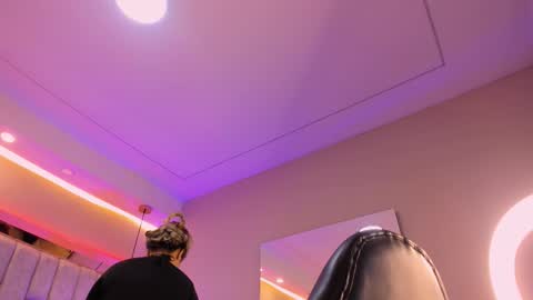 Violeta  online show from October 10, 11:09 am