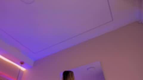 Violeta  online show from October 20, 11:10 am