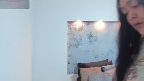 Violet  online show from October 2, 3:02 am