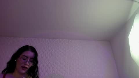    online show from May 11, 9:34 pm