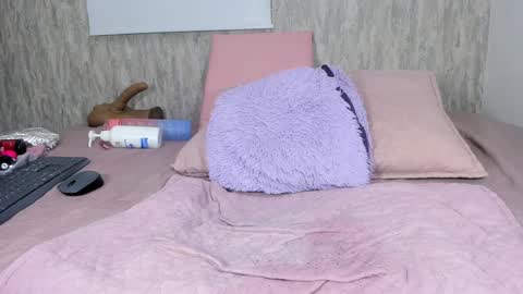 violeta london online show from December 28, 6:06 am