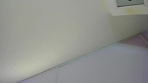 Snapshot of violeta_medina chatting on May 24, 1:43 am violeta_medina online show from May 24, 1:43 am