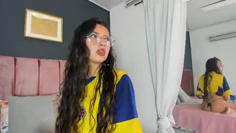 Violeta online show from June 23, 5:55 pm