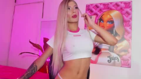 Violeta Princess Please help me with your thumbs up its important   online show from September 26, 5:17 pm