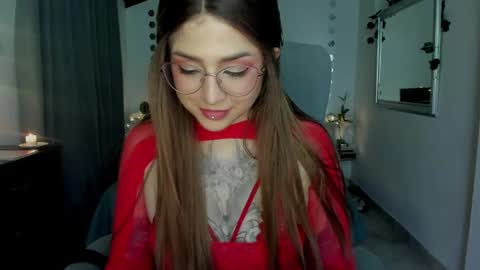 Violeta online show from July 30, 6:40 pm