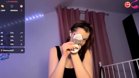 Eva online show from March 8, 5:39 pm