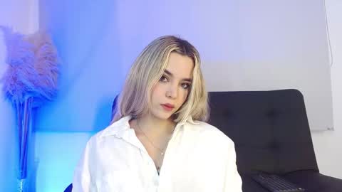 Violeta online show from November 20, 2:50 pm