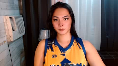 violet online show from December 26, 2:16 pm