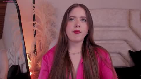 Snapshot of violetcollins_ chatting on October 25, 7:52 pm Call me Violet online show from October 25, 7:52 pm