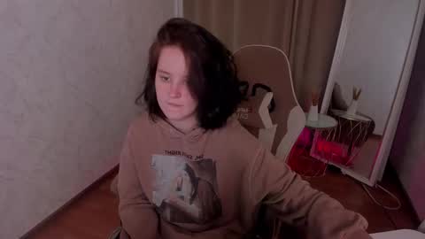 Snapshot of violetferguson chatting on November 6, 4:41 pm Violet online show from November 6, 4:41 pm