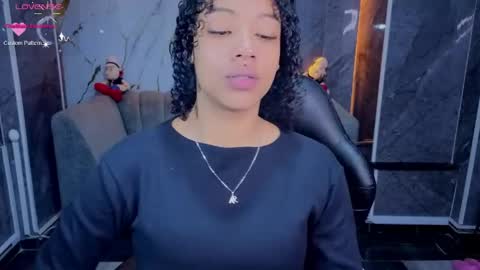 Snapshot of violeth_b chatting on April 21, 1:06 pm violeth_b online show from April 21, 1:06 pm
