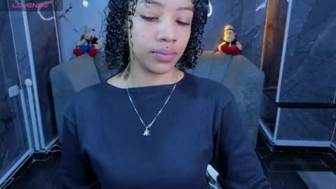 Snapshot of violeth_b chatting on May 16, 1:21 pm violeth_b online show from May 16, 1:21 pm