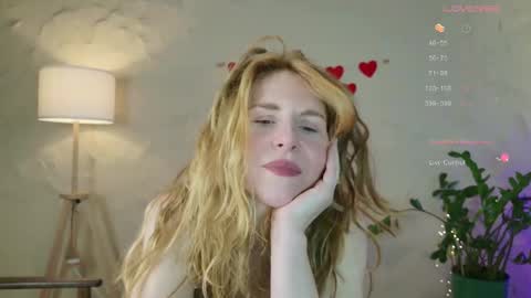 Snapshot of violetplath chatting on February 16, 2:21 pm Violet next stream December 6 online show from February 16, 2:21 pm