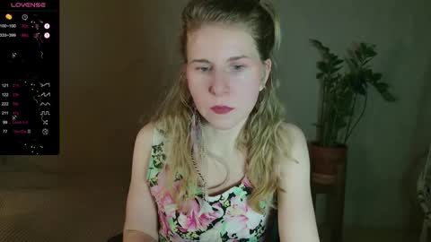 Snapshot of violetplath chatting on January 16, 7:40 pm Violet next stream December 6 online show from January 16, 7:40 pm