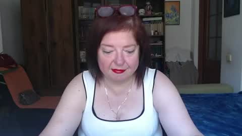 violetpulse online show from July 3, 8:10 am