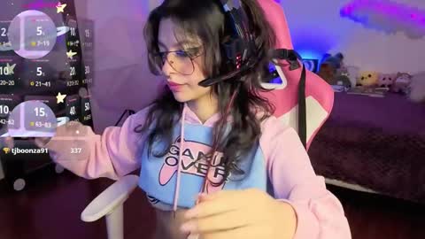   online show from November 28, 7:16 pm