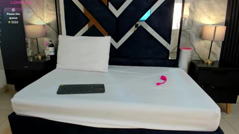 Violet Rose online show from October 26, 7:31 pm