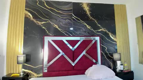 Violet Rose online show from December 19, 8:16 pm