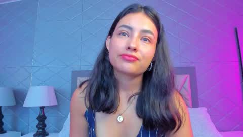 Snapshot of violetrousse chatting on February 11, 3:50 pm Violet Rousse online show from February 11, 3:50 pm