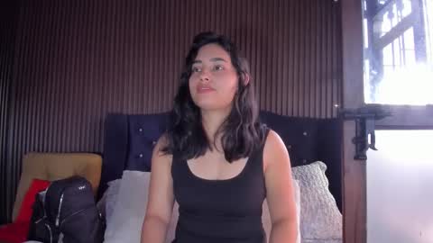 Snapshot of violetrousse chatting on February 16, 4:58 pm Violet Rousse online show from February 16, 4:58 pm