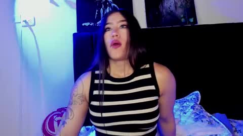 Snapshot of violetsalvatore chatting on September 21, 6:26 am Violet salvatore online show from September 21, 6:26 am