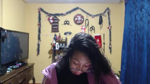 Violet777  online show from November 18, 7:57 am